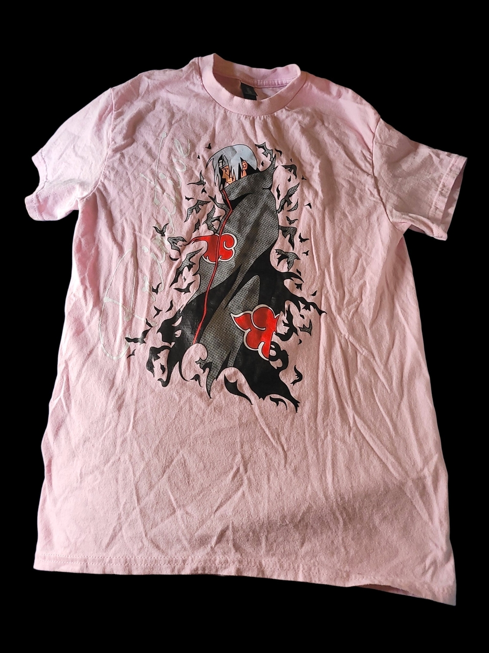 EUC Women's Pink Naruto Shippuden Itachi Uchiha Crow Graphic Tee, Size Small